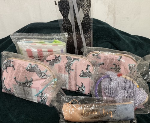 Avon job lot - ,
