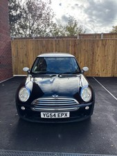 R50 Mini Cooper 1.6 petrol, 5 speed manual, Mot April 26. FSH. Runs and Drives