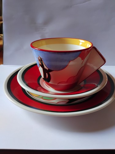 Clarice cliff wedgwood - cliff, pastel