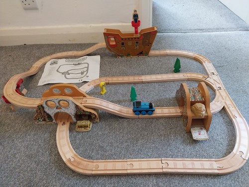 Rare thomas wooden railway - rare,