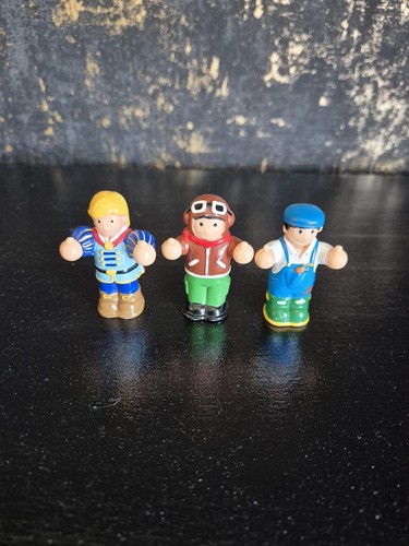 Wow toys play friends figures - play,