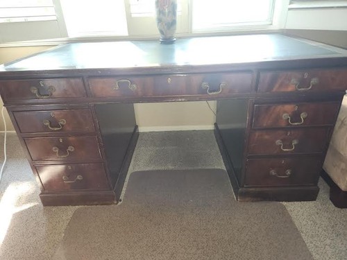 Reproduction twin pedestal - twin,