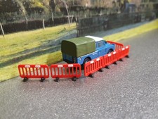 6x OO Gauge 1:76 Scale Red