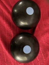 Elite crown green bowls