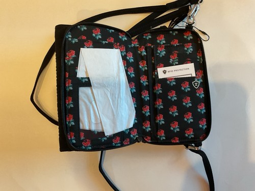 Nwot vera bradley black rfid - bradley,