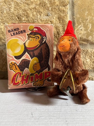 Alps band leader chimp - leader, chimp”