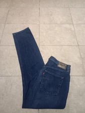 Ladies Levis 501 mid rise