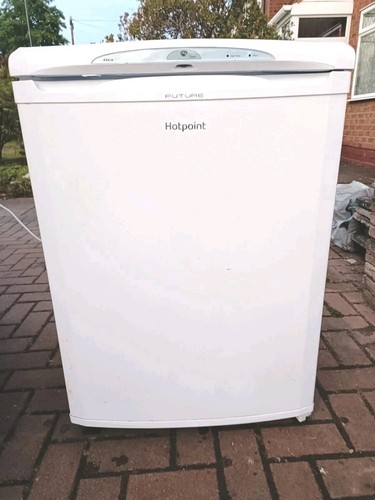 New hotpoint freezer - hotpoint,