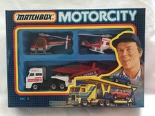 MATCHBOX MC 12 MOTORCITY ( RED REBELS  )  GIFT SET ( WRONG OUTER BOX )