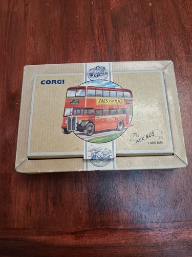 Corgi aec bus - corgi, classis