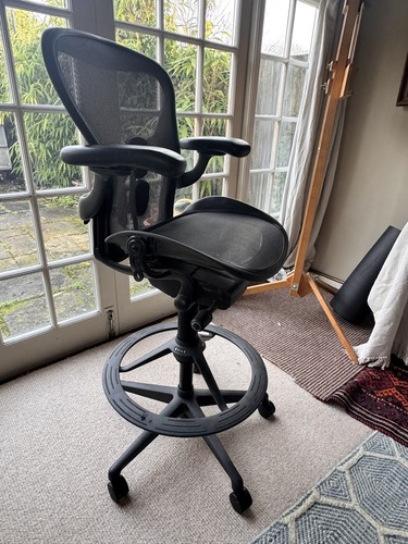 Fully loaded herman miller - loaded,