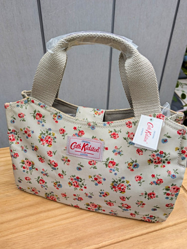 Cath kidston floral coated - kidston,