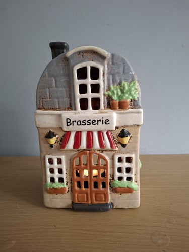 Village pottery brasserie - village,