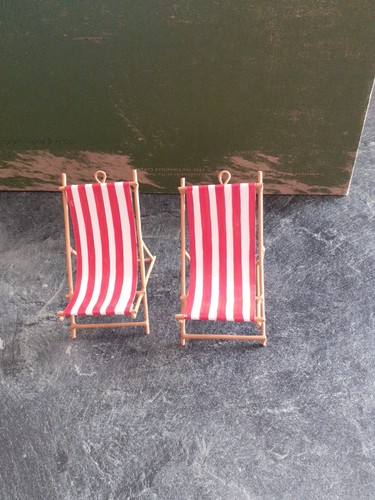Red and white striped 12 - and, 1/12