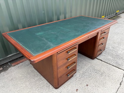Stunning large abbess - x,