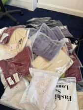 JOB LOT BUNDLE OF WOMANS TOPS