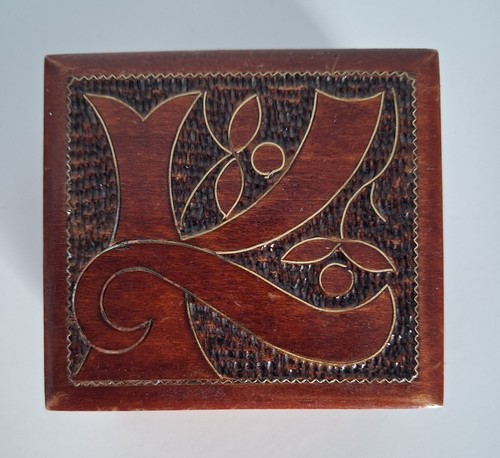 Wooden trinket box - trinket, hinged