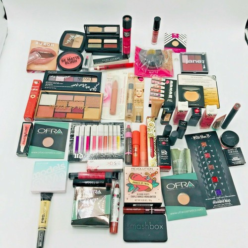 Makeup kat von revolution - kat,