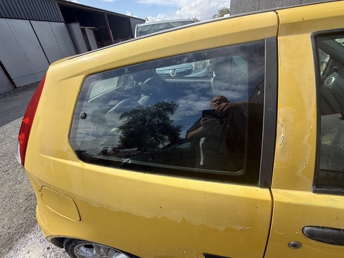 Fiat punto window - glass, mk2