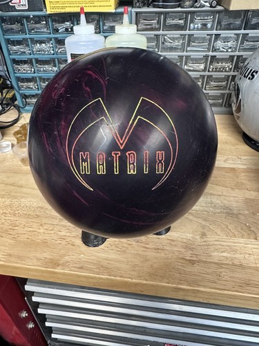 Used bowling ball 16lb - *used, -16lb