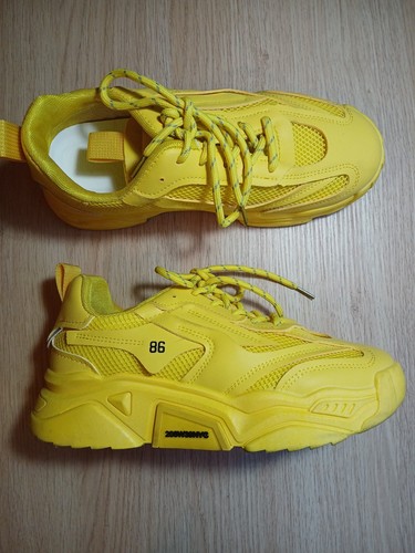 Yellow chunky platform - chunky,