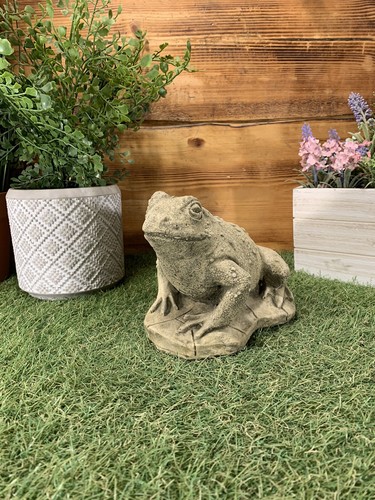 Stone garden frog - stone, gift