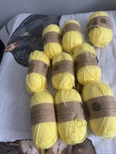Knitting Essentials DK Yarn In