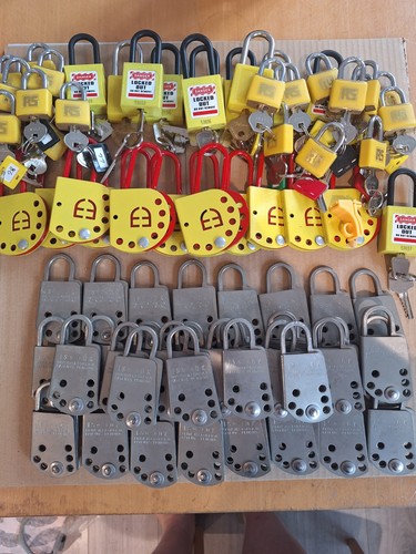 Large joblot loto lock - lock, out