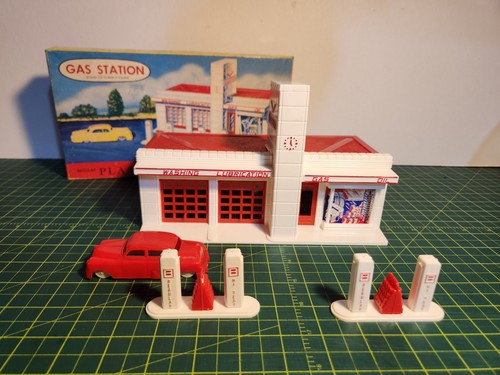 Vintage plasticville large gas - vintage,