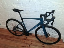 Giant Defy Advanced 2 Carbon Fiber Road Bike Medium/Large Deep Lake 