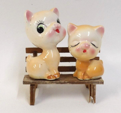 Two ceramic pigs - pigs, on