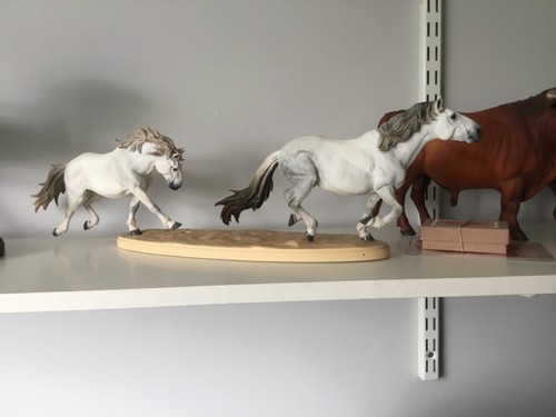 Breyer resin model horse - resin,