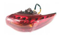 Luci di segnalazione posteriori Lampada destra Infiniti Fx30d/35/37 QX70 09-17