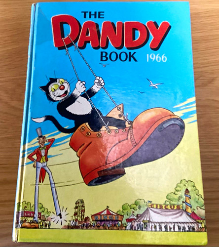 The dandy book - the,