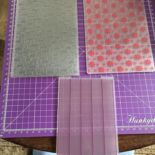 Lot assorted plastic - 3,