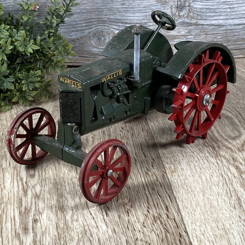 Vintage wallis toy - wallis, tractor