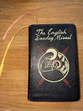 The New English Sunday Missal Romanum et Anglicum