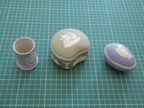 Wedgwood jasperware owl - jasperware,