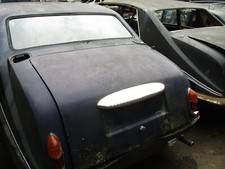 DAIMLER DS420 LIMOUSINE REAR WINDSCREEN    CLASSIC CAR
