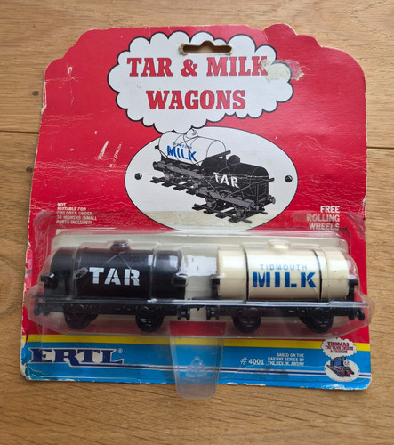 Ertl thomas tank engine - thomas,