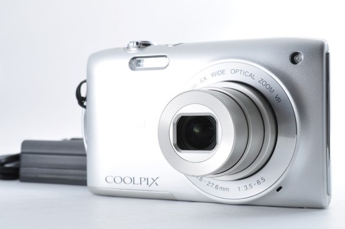 Nikon coolpix s3300 - coolpix, silver