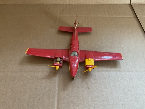 Vintage dinky toys beechcraft - toys,