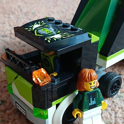 Lego city 60388 gaming - city,