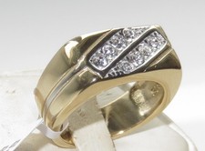 Mens gold ring signet pinky cz