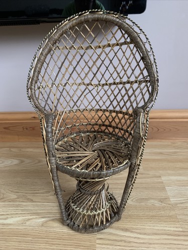 Vintage peacock wicker rattan - peacock,
