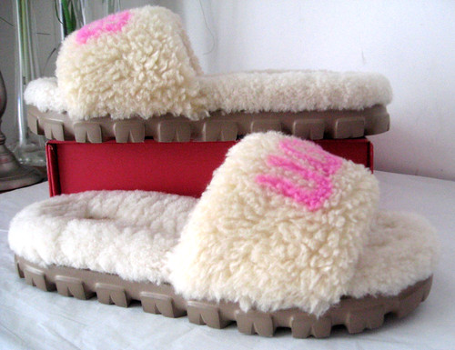 Ugg cozetta curly graphic - ugg!!!,