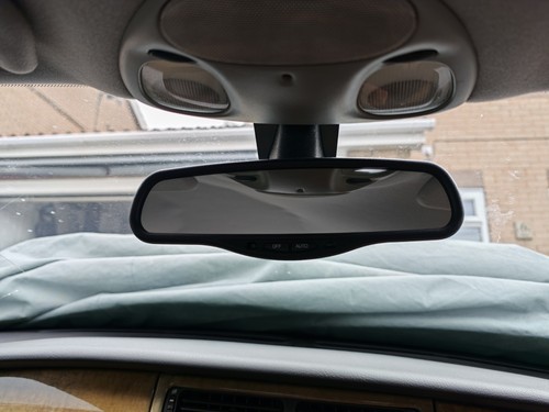 Rear view mirror - view,