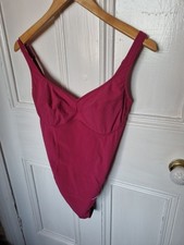 Triumph Pink - Purple Fuchsia Body Slender Swimsuit In Size 36 D / 16