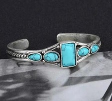 Classic Design Silver Natural