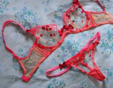 BNWOT Agent Provocateur